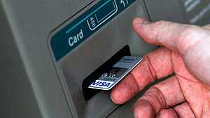 ঈদে এটিএম বুথে পর্যাপ্ত নগদ রাখার নির্দেশ বাংলাদেশ ব্যাংকের