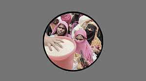 ১৫ টাকায় ৩০ কেজি চাল পাবেন ৫৫ লাখ কার্ডধারী
