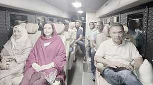 বগুড়ার পথে প্রধানমন্ত্রী, জেলায় উৎসবের আমেজ