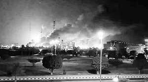 সৌদি আরবে উৎপাদন ব্যাহত হওয়ার খবরে বাড়লো তেলের দাম