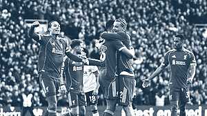 বিরল রেকর্ডের রাতে লিভারপুলের দাপট, শঙ্কায় হ্যামাররা