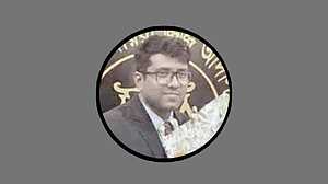 জামালপুরে সড়কে প্রাণ গেল বিচারকের