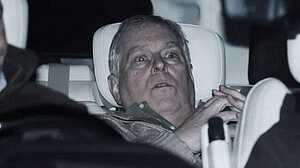 ছেড়ে দেওয়া হলো সাবেক ব্রিটিশ প্রিন্স অ্যান্ড্রুকে, চলবে তদন্ত