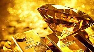 ২০০৮ সালের পর এক মাসে স্বর্ণের দামে সবচেয়ে বড় দরপতন