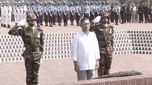 স্মৃতিসৌধে প্রধানমন্ত্রী তারেক রহমানের শ্রদ্ধা