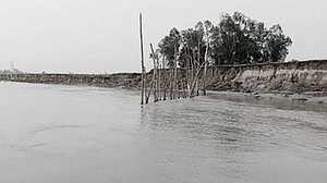 কুড়িগ্রামের ৩৫ স্থানে নদীভাঙন, স্বল্পমেয়াদি বন্যার শঙ্কা