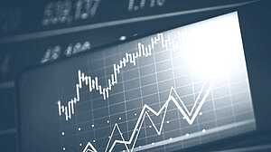 ট্রাম্পের বক্তব্যে বিনিয়োগকারীদের স্বস্তি: রেকর্ড উচ্চতায় এসঅ্যান্ডপি ৫০০