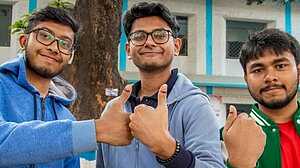 ৫ কোটি তরুণের হাতেই কি নির্বাচনের ফলাফল?