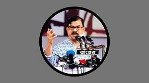 মান্না: ‘গায়ের জোরে মূর্খের মতো’ সনদ সংশোধন করা হয়েছে