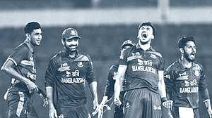 রুদ্ধশ্বাস ফাইনালে পাকিস্তানকে হারিয়ে বাংলাদেশের সিরিজ জয়