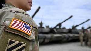 ইরানের নাগরিকদের ঘরে থাকার আহ্বান মার্কিন সেনাবাহিনীর