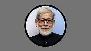দুই হত্যা মামলায় হাইকোর্টে জামিন পেলেন আসাদুজ্জামান নূর