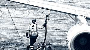 ৭২ হাজার লিটার জেট ফুয়েল উধাও, নড়েচড়ে বসেছে প্রশাসন