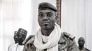 মালির বিভিন্ন স্থানে বিদ্রোহী গোষ্ঠীর হামলা, প্রতিরক্ষামন্ত্রী নিহত