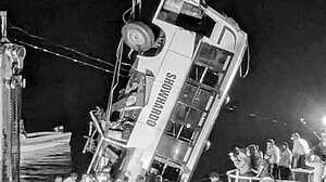 পদ্মায় বাসডুবি: ২৪ জনের মরদেহ উদ্ধার, তদন্তে দুই কমিটি