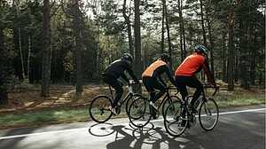 দুই চাকার প্যাডেলেই লুকিয়ে আছে ‘রোগমুক্ত জীবনের চাবিকাঠি’