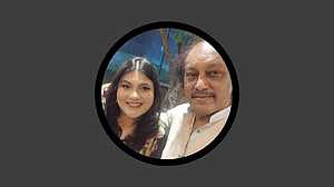 উন্নত চিকিৎসার জন্য এয়ার অ্যাম্বুলেন্সে চেন্নাই নেওয়া হলো কারিনাকে
