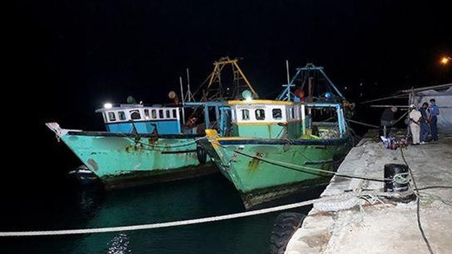 2 boats