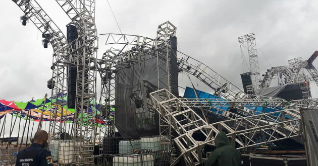 Stage Collapses