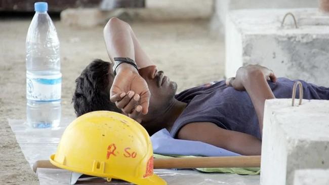a labour resting