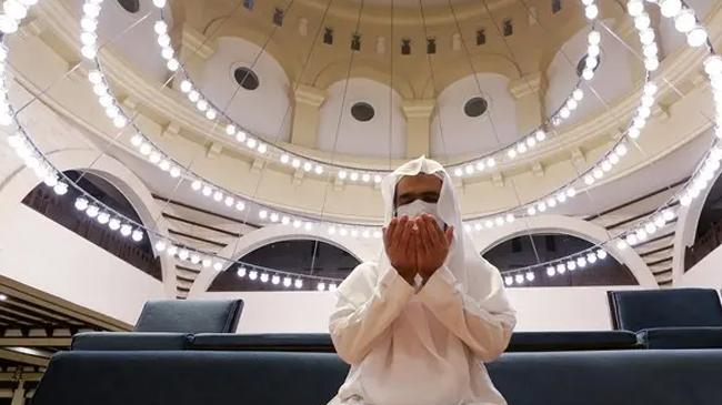 a scene at mosque