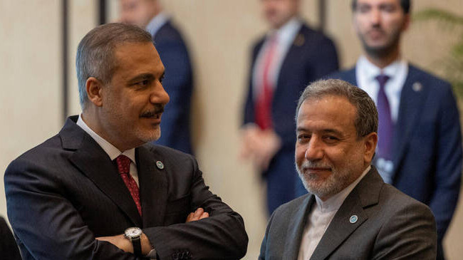 abbas araghchi talks with hakan fidan