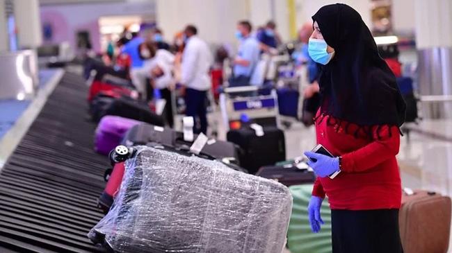 abu dhabi airport scene