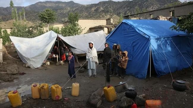 afgan earthquakes tent