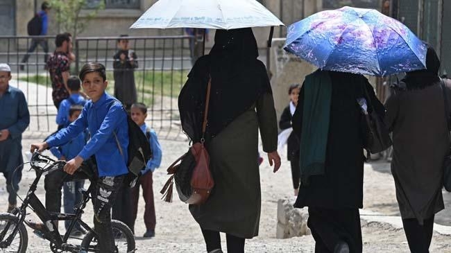 afghan universities reopen with trickle of women