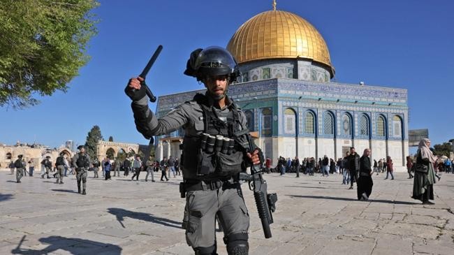 al aqsa and israeli army