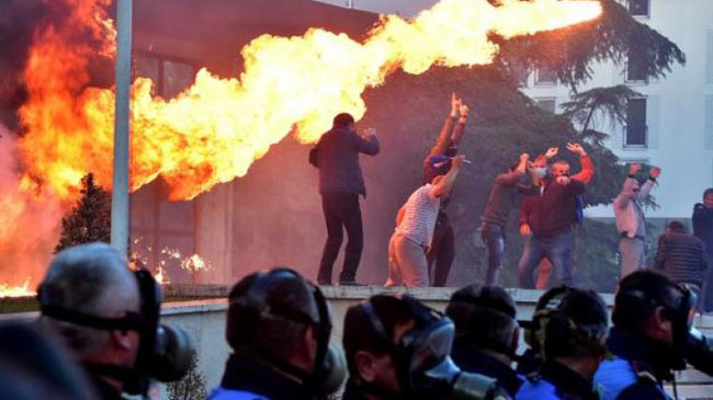 albenia prime minister office fire