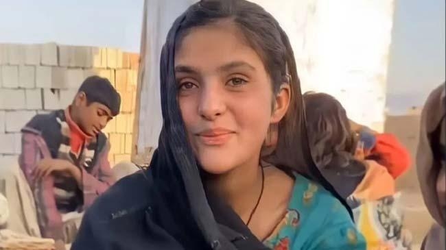 amina riaz kk