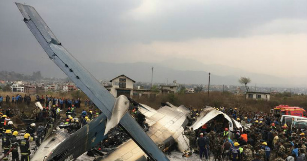 an us bangla flight crushed in nepal kathmandu