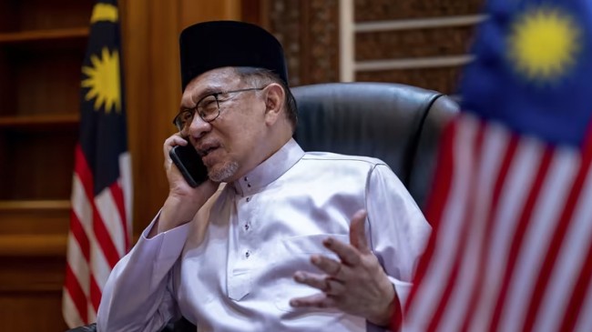 anwar ibrahim 7