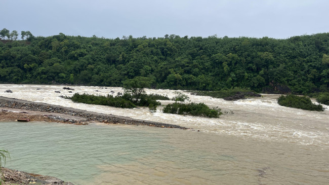 assam flood road