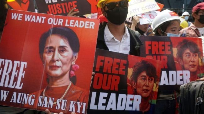 aung san suu kyi 2