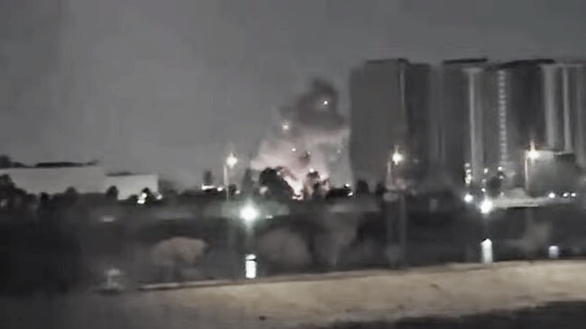 বাগদাদে মার্কিন দূতাবাসে ড্রোন ও রকেট হামলা