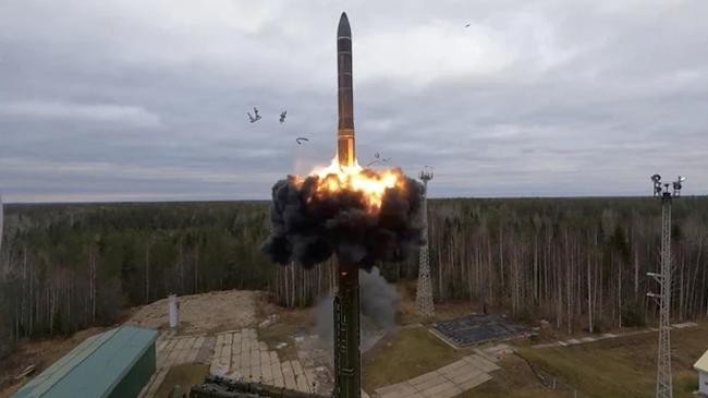 ballestic missile
