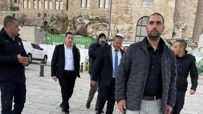 ben gvir visits temple mount