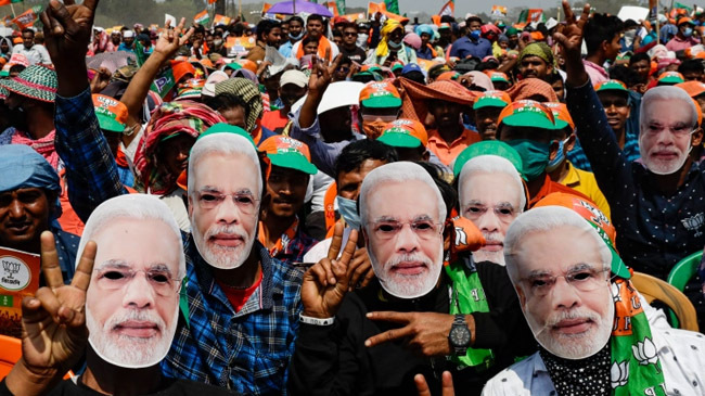 bjp supporters with modi cap