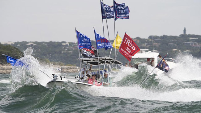 boat capsized in trumps campign