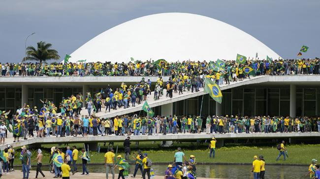 bolsonaro supporter attack