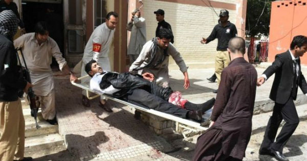 bomb blast in pakistan hospital 42 killed