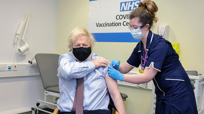 boris johnson vaccinated