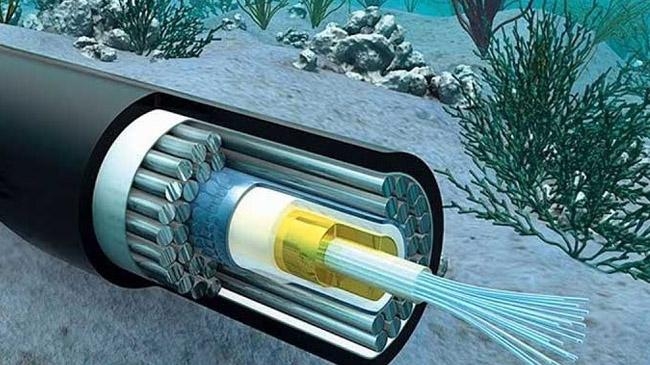 britain concern by russia over internet cable under sea