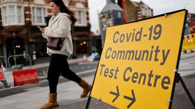 britain cuts self isolation five days
