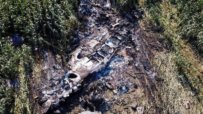cargo plane crashes in greece