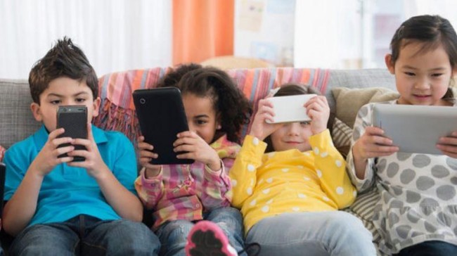 child social media
