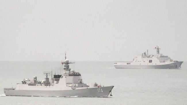 chinese navy ships sailing together