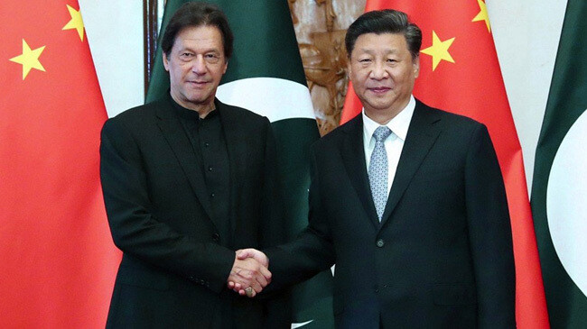 chinese president xi jinping meets pakistani prime minister imran khan